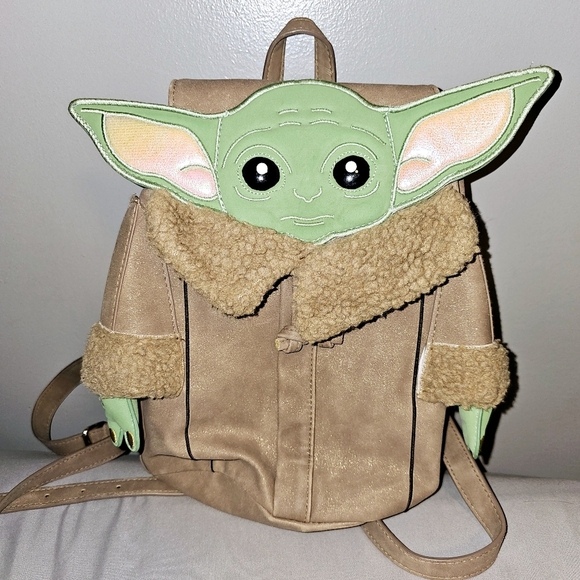 Danielle Nicole x Star Wars The Mandalorian The Child Grogu Backpack - Picture 2 of 7